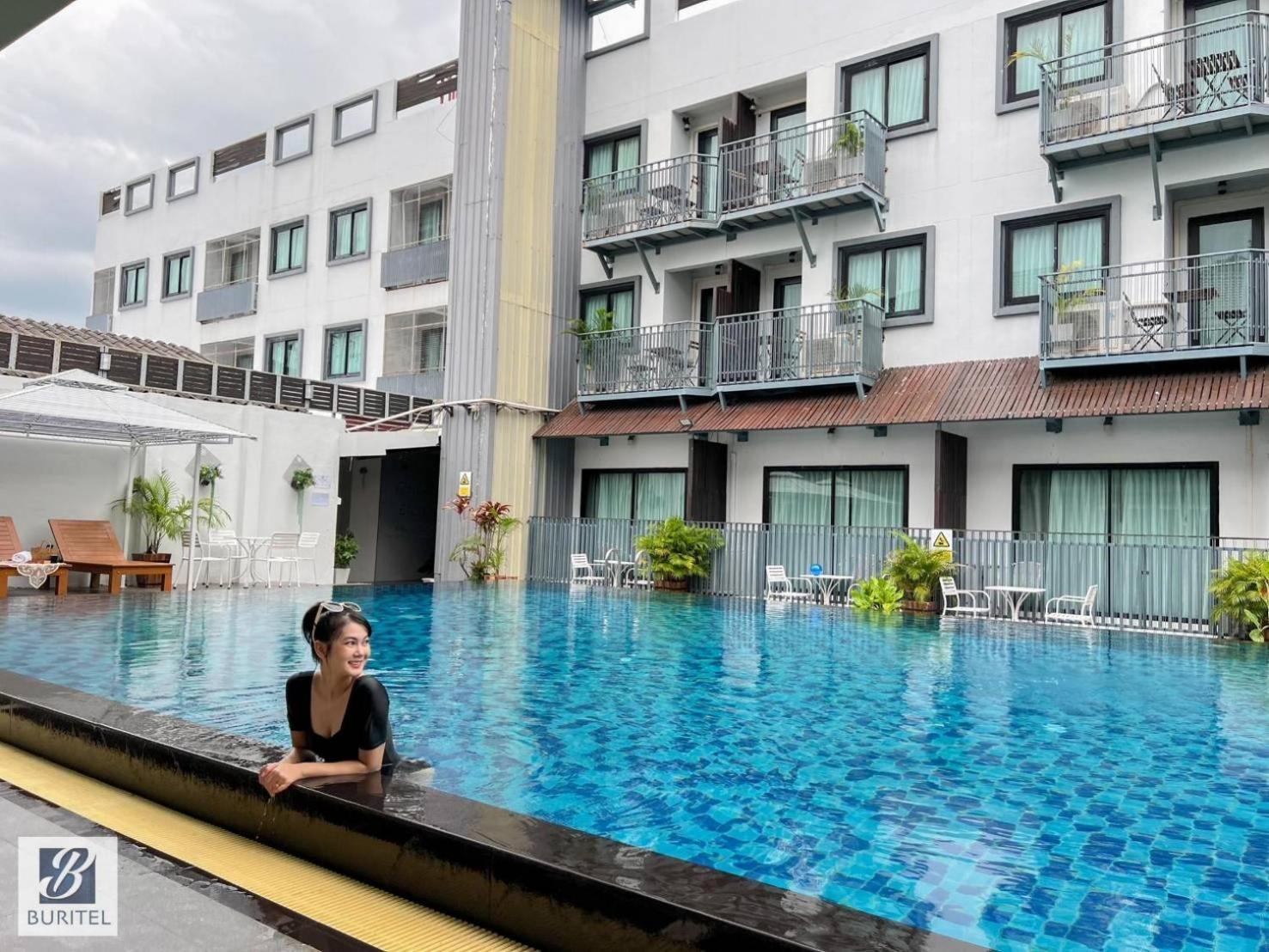 บุรีเทลบุรีรัมย์ Hotel ภายนอก รูปภาพ